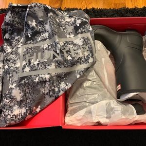 Hunter rain boots and hunter jacket